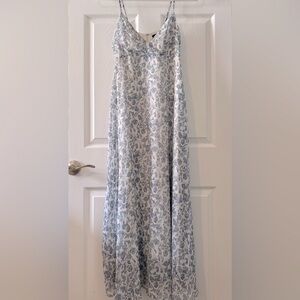 Lulu's Gray and White A-Line Maxi Dress Casual Resort Wear